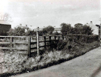 Upper Caldecote pound about 1920